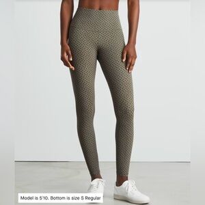 Everlane The Perform Legging®